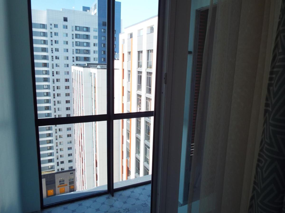 Esil Plaza Apartment Astana Exterior foto